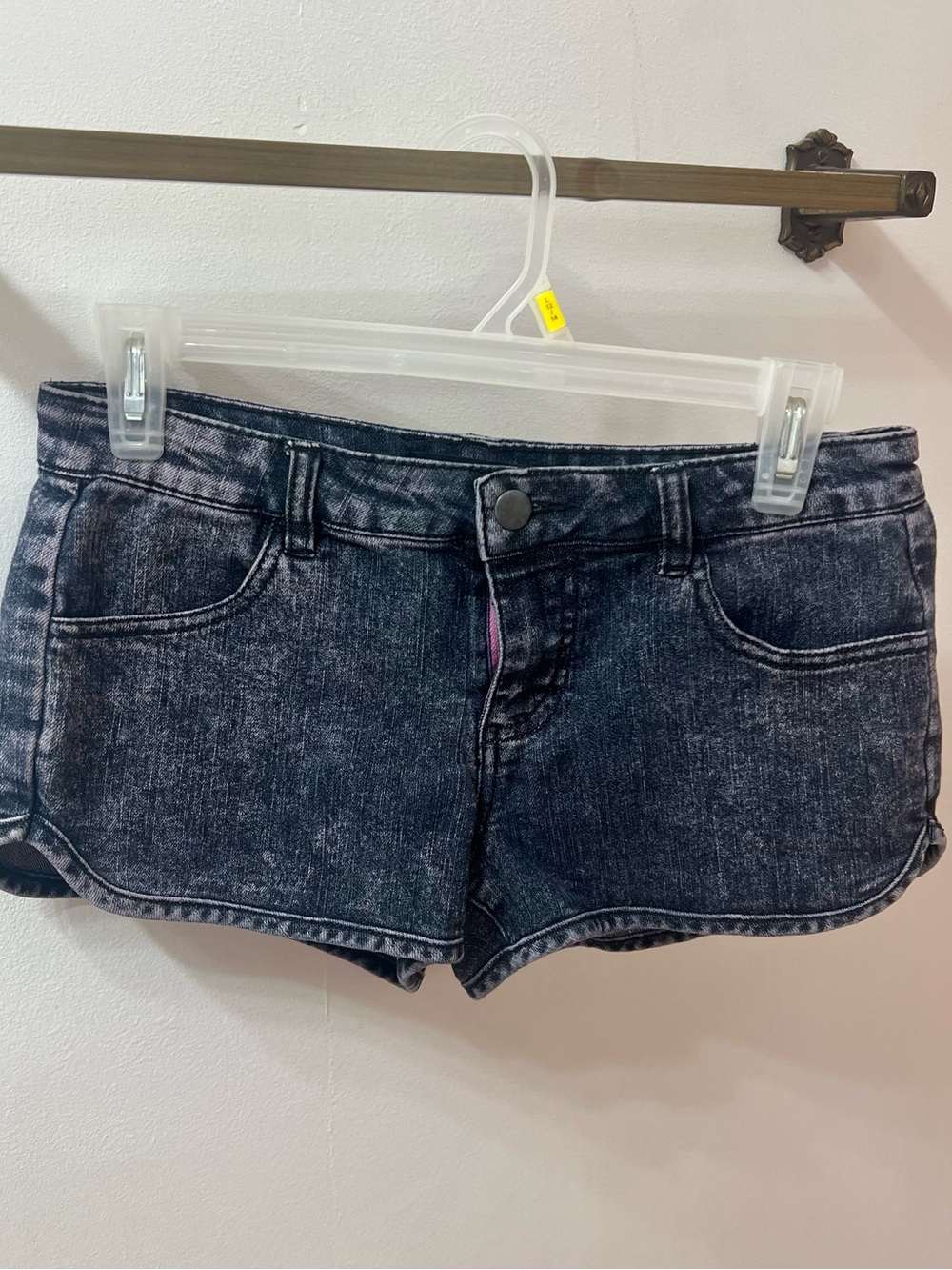 Forever 21 Women's Jeans Shorts Purple Wash Size 26 Denim
